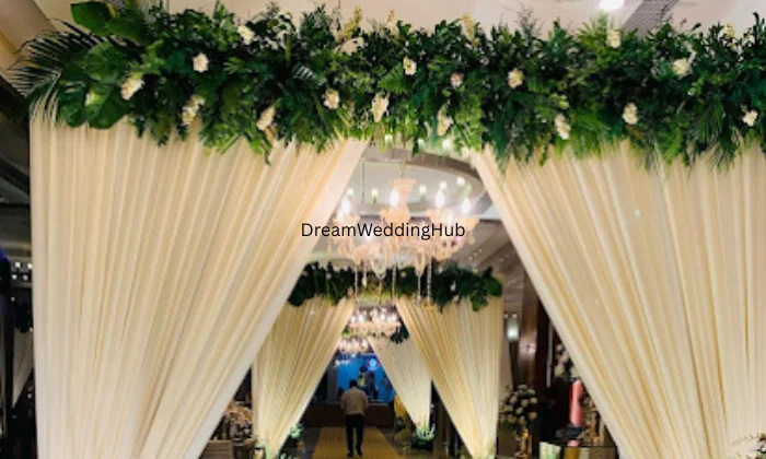 Laat Creations Flower Decoration